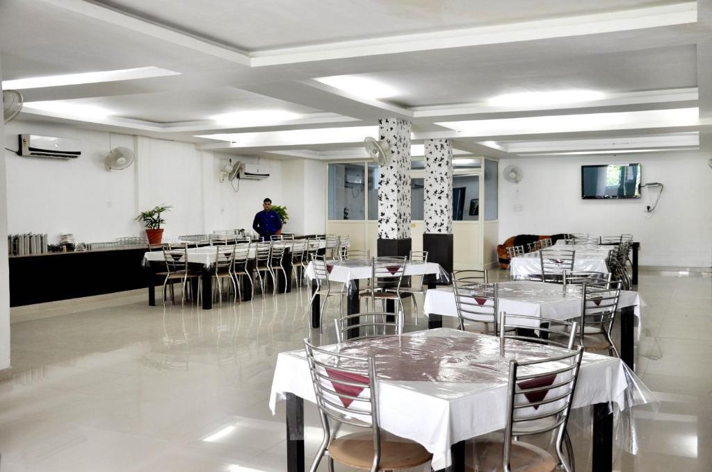 Hotel Ganga View Харидвар Экстерьер фото